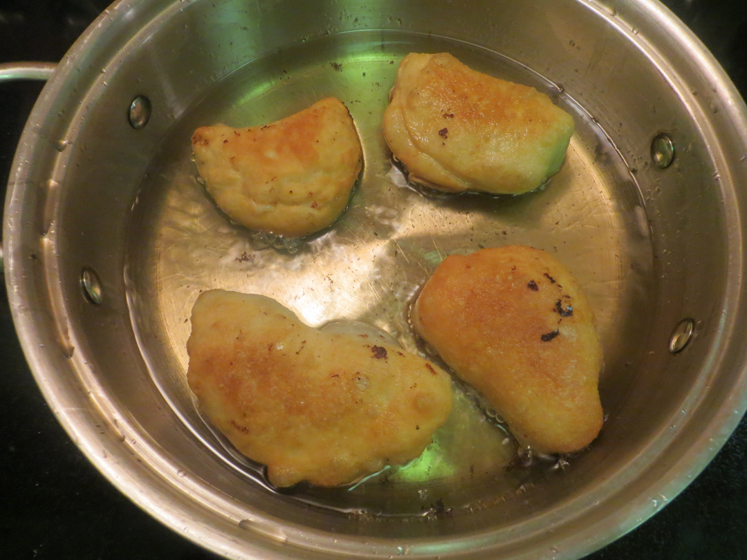 Panzarotti in the pan.